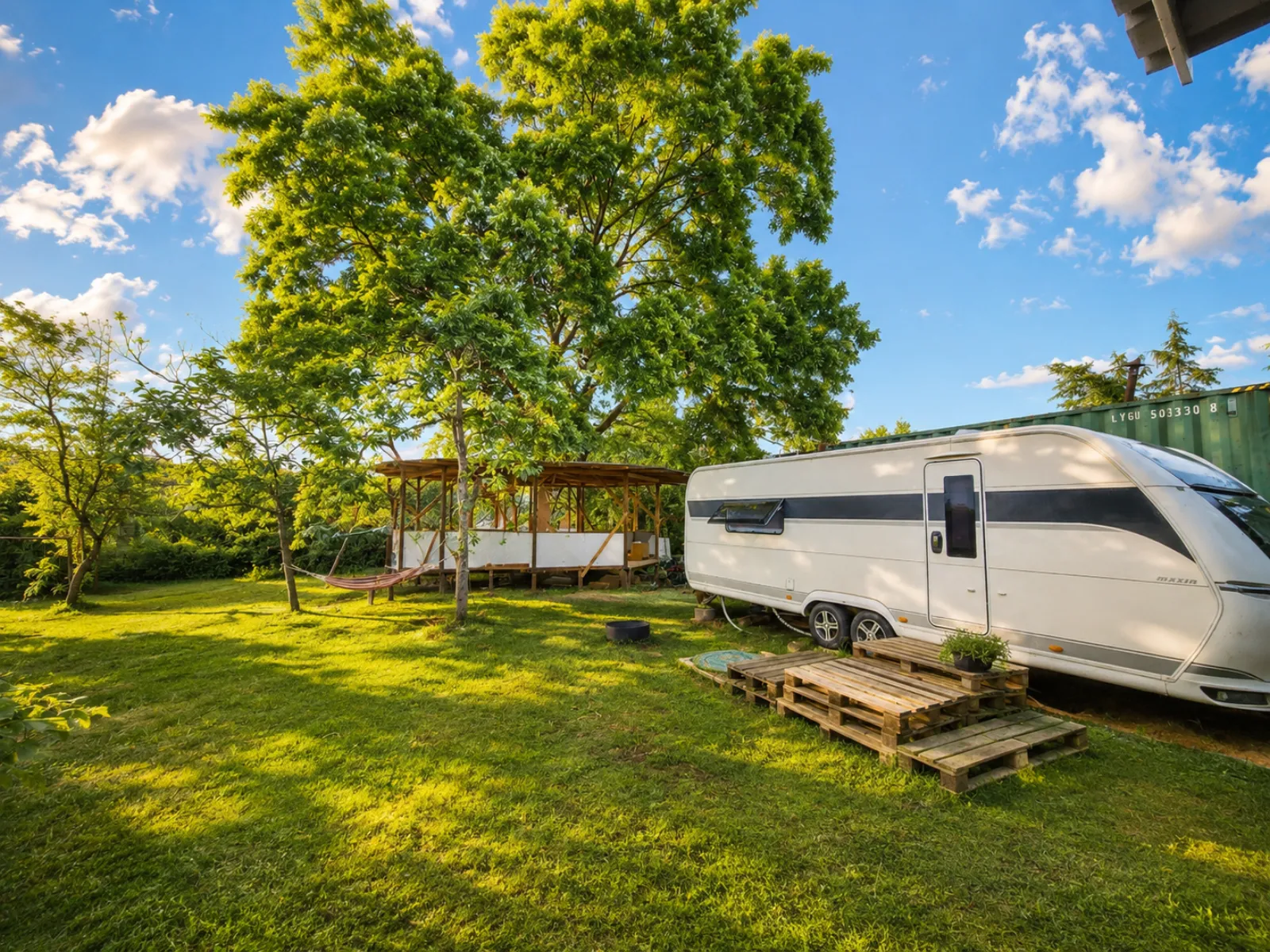 Firefly Caravan exterior in the garden